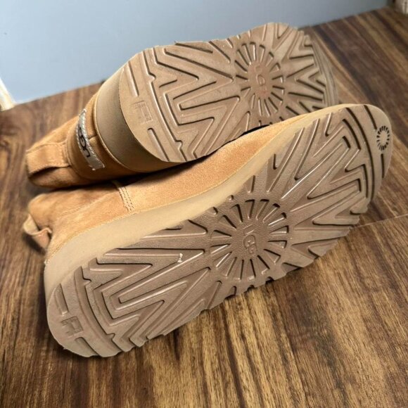 UGG KRISTIN CLASSIC SLIM CHESTNUT SUEDE WEDGE ANKLE BOOTS SIZE US 7 WOMEN - Picture 6 of 7